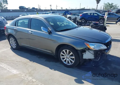 2013 Chrysler 200 Limited z USA, uszkodzony, nr VIN 1C3CCBCG7DN690111